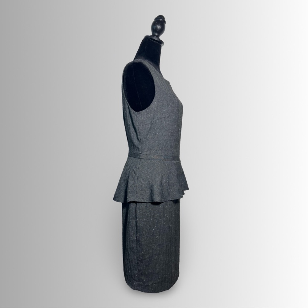 Banana Republic Factory Black & Gray Sleeveless Dropped Ruffle Waist Dress, Sz 8 - Picture 5 of 7